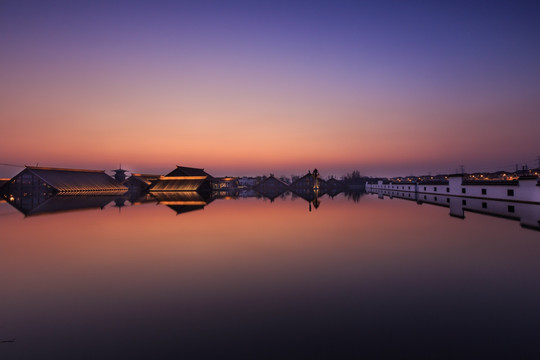 广富林夜景