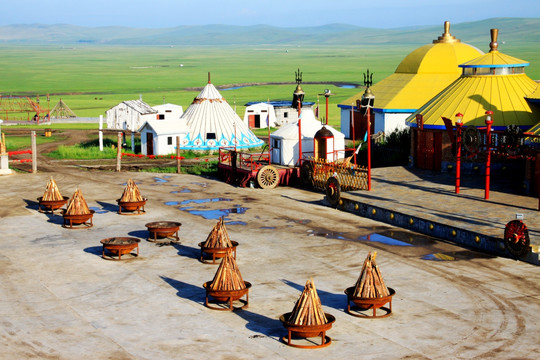 呼伦贝尔草原 蒙古包 篝火场