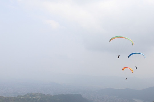尼泊尔博卡拉滑翔伞