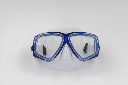 潜水眼镜