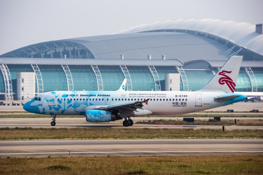 深圳航空 空客A320飞机