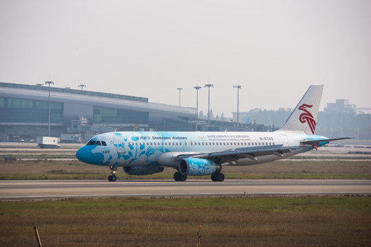 深圳航空 空客A320飞机