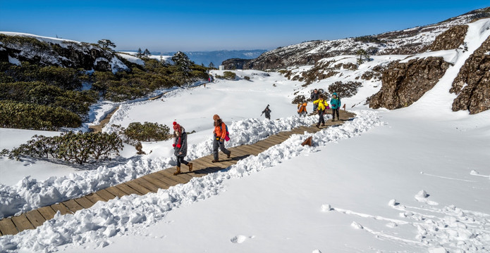 禄劝轿子雪山