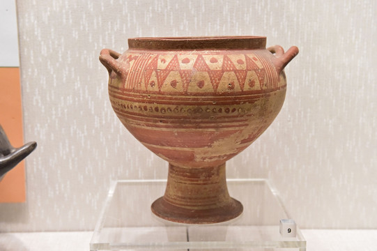 伊特鲁里亚式几何纹克拉特陶瓶