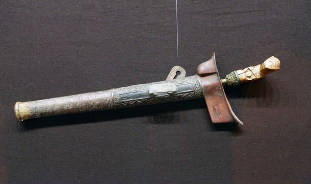 马来西亚蛇形曲剑