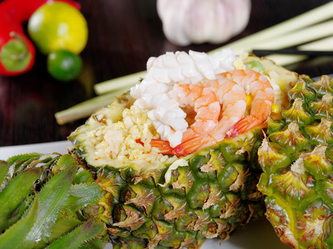 菠萝海鲜炒饭越南