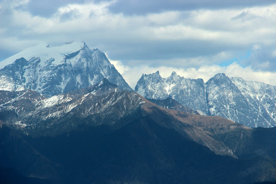 雪山