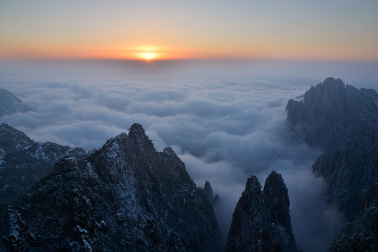 黄山云海日出