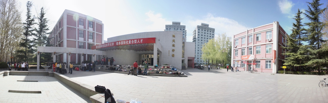 北京语言大学逸夫楼180全景