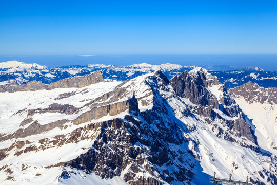 铁力士雪山