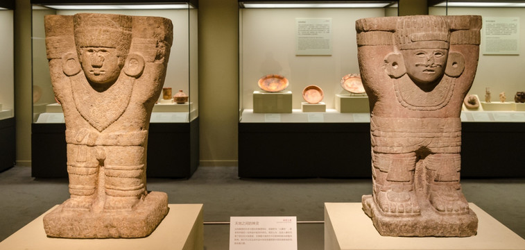 石雕亚特兰蒂斯人像柱 玛雅文明