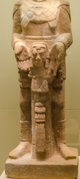 玛雅石雕盛装男子像 玛雅石像