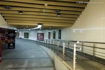 商场通道