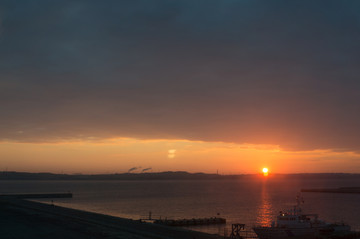 日本海滨夕阳