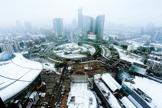 光谷雪景