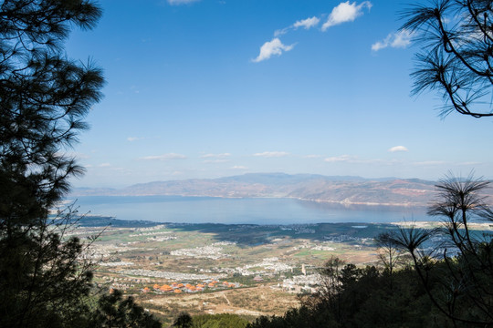 苍山 俯瞰 洱海