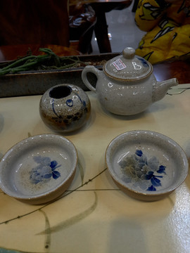 特色茶壶茶罐工艺品