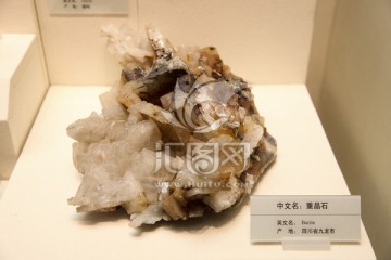 重晶石 矿石晶体