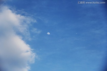蓝天白云