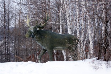 雕塑 驯鹿