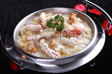 海鲜酸菜锅