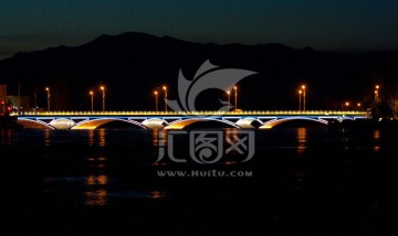 北京延庆妫水河上华丽丽的桥