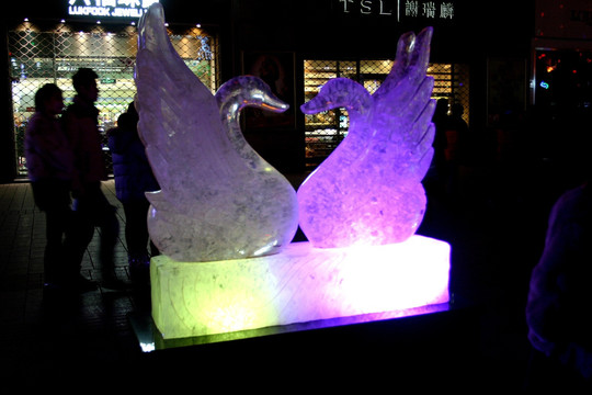 哈尔滨 中央大街 步行街 冰灯