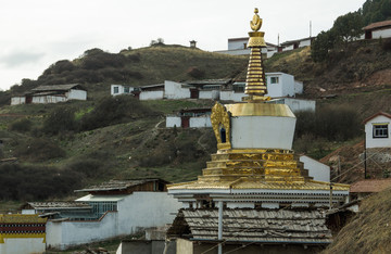 甘南朗姆寺旅游赛赤寺金塔