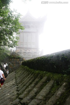 湖北 十堰 武当山 屋脊