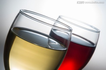 玻璃酒杯