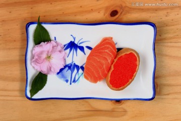 寿司与樱花