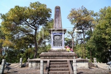 国殇墓园烈士纪念塔