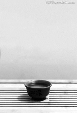 黑白紫砂茶杯