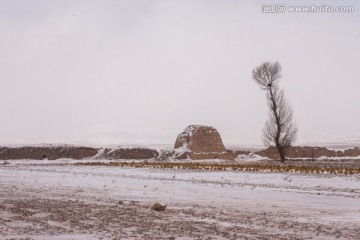 大同土长城烽火台 庄稼地 烽燧