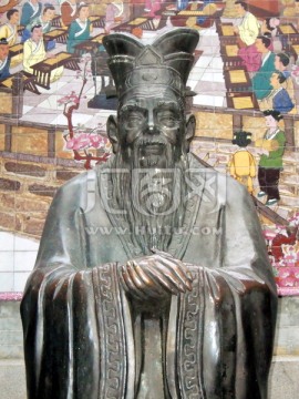 佛山孔庙的孔子铜雕像上部