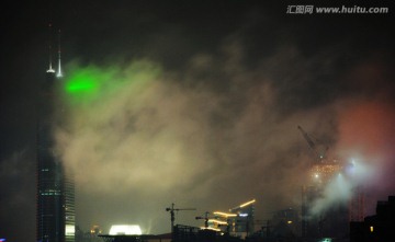 城市夜雨