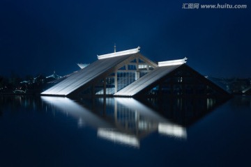 广富林遗址公园夜景