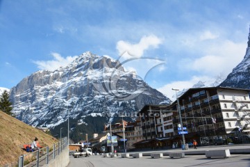 国外风景摄影 雪山下的旅店