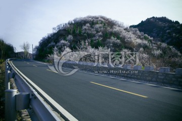 山上的公路