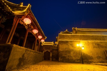 西古堡地藏寺夜景 戏台