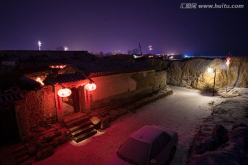 西古堡地藏寺夜景 冷暖对比