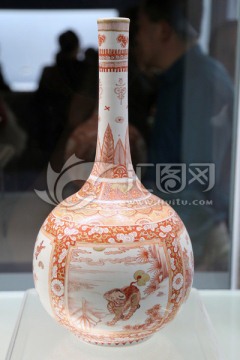 虎王瓷瓶