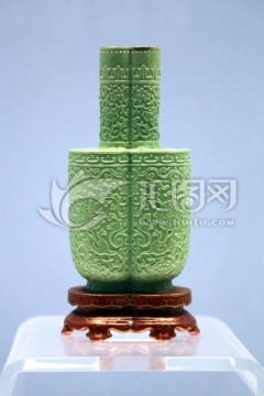 景德镇窑绿釉堆花花卉纹双联瓶
