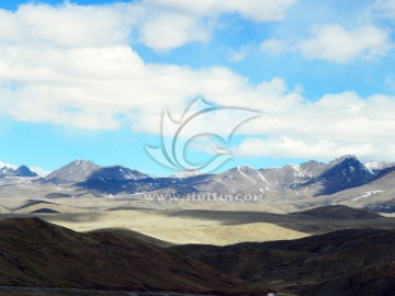 西藏风光冈底斯山