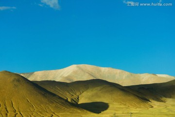 西藏阿里 蓝天山脉