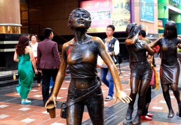 重庆好吃街美女雕像