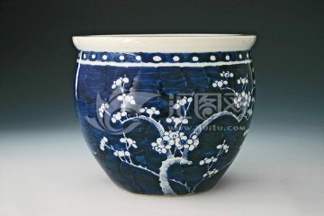 蓝釉白花坛瓷器陶瓷高清jpg