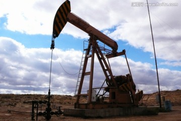 石油开采 新疆