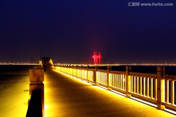 中国结 栈桥 夜