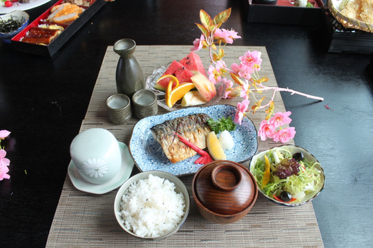 青花鱼套餐